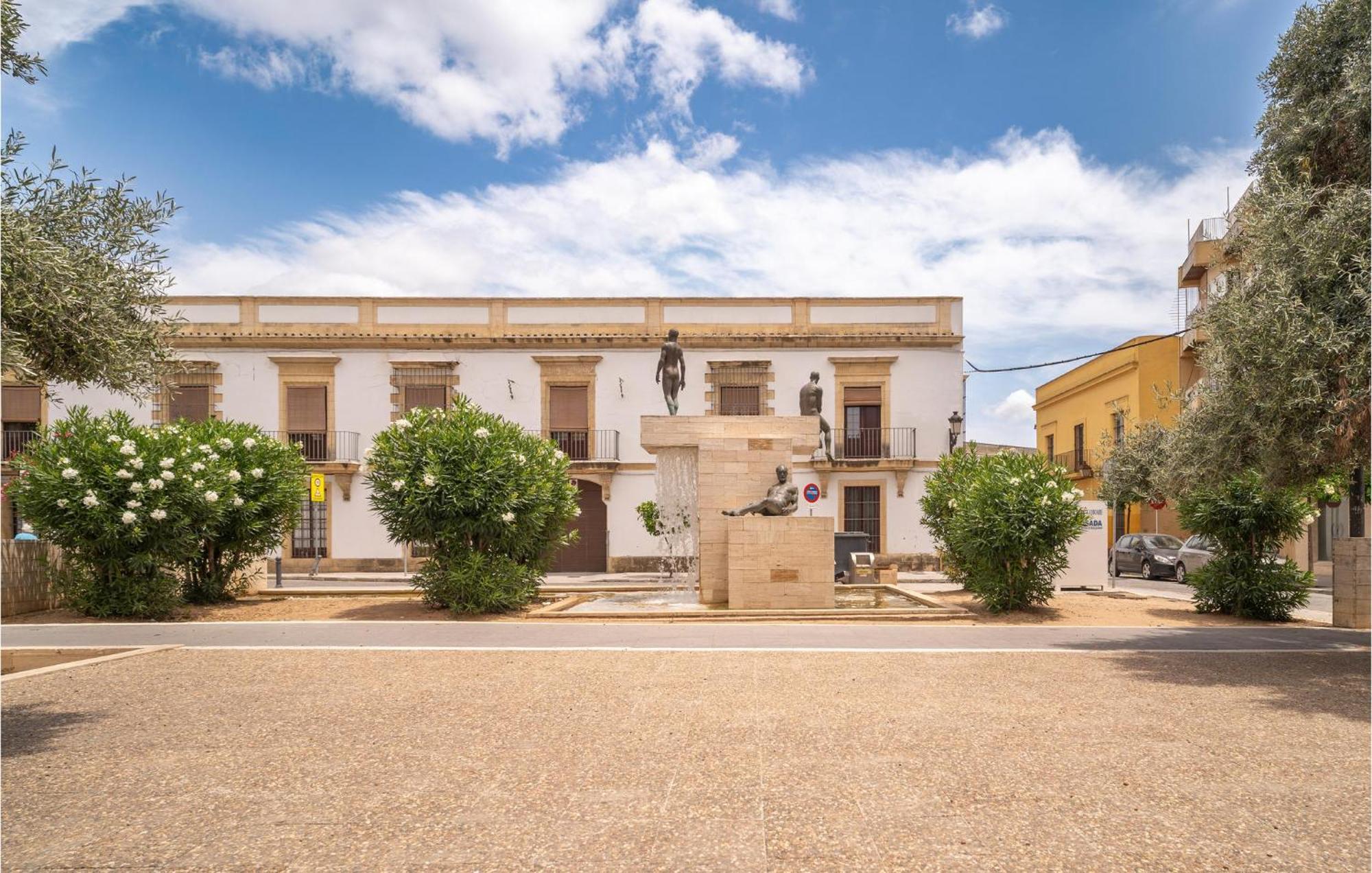 Pet Friendly Apartment In Jerez De La Frontera Eksteriør bilde